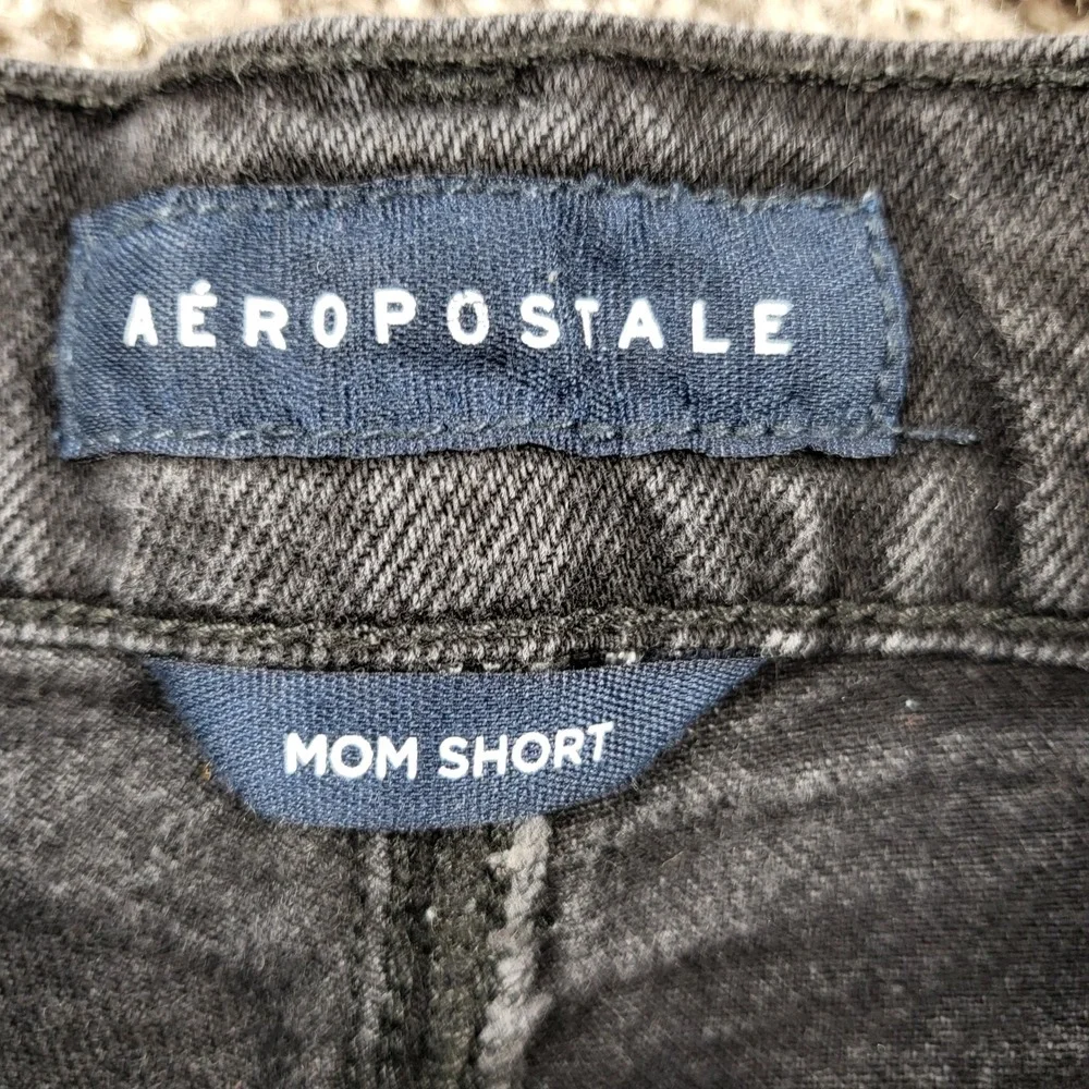 Aeropostale Womens 000 Mom Shorts Washed Black‎ High Rise Denim 9952 MTMLPK1